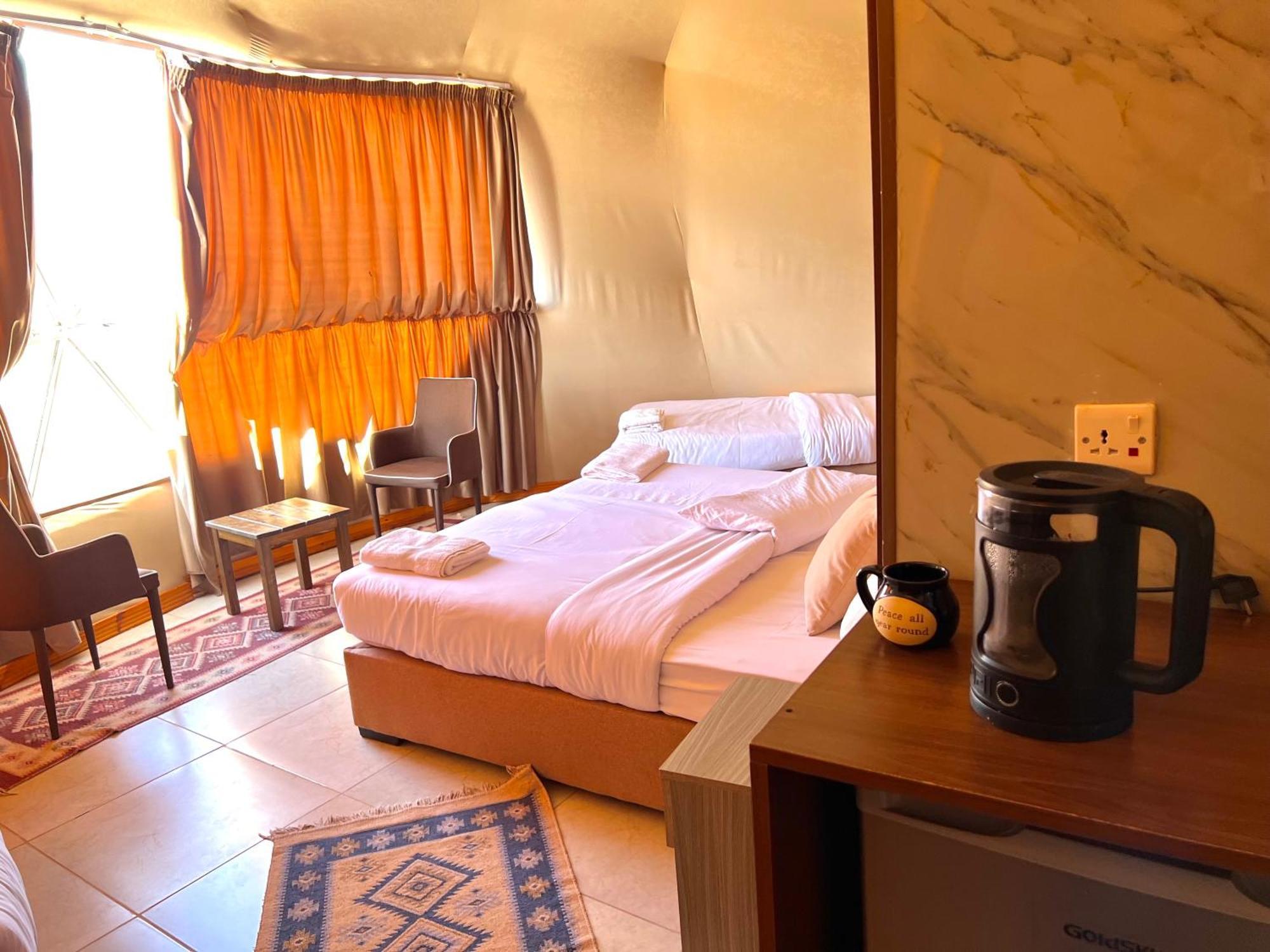 Angelina Wadi Rum Camp Bagian luar foto