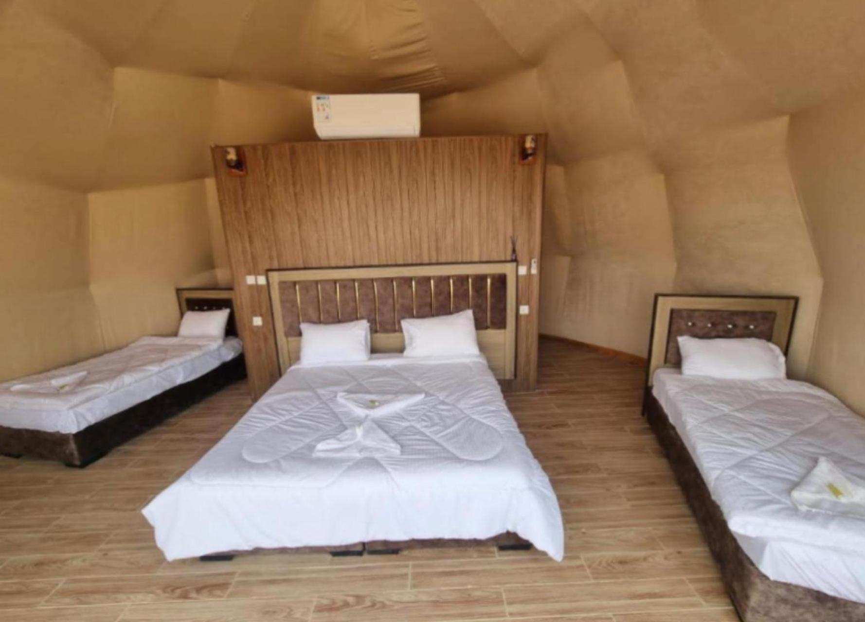 Angelina Wadi Rum Camp Bagian luar foto