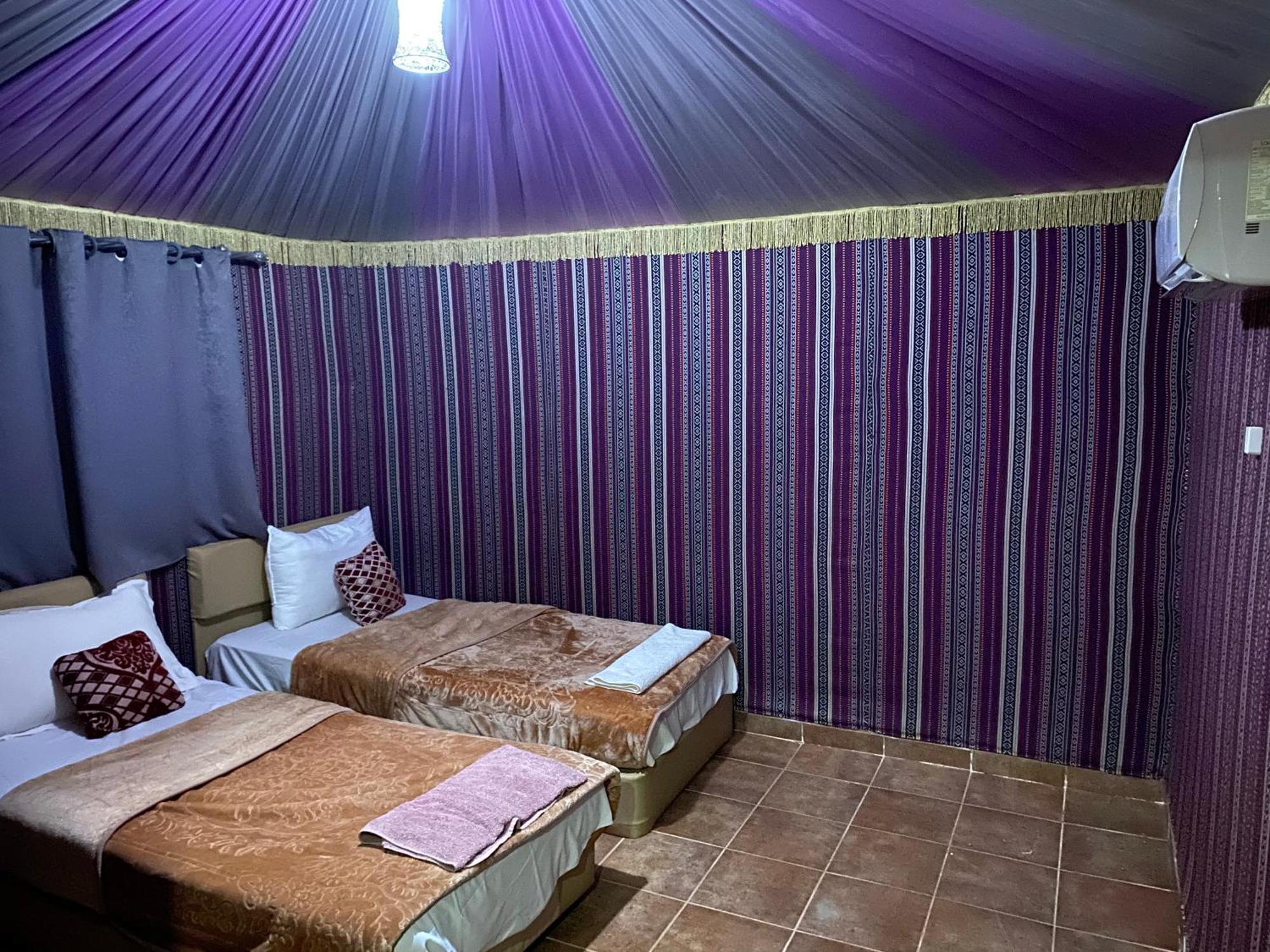 Angelina Wadi Rum Camp Bagian luar foto