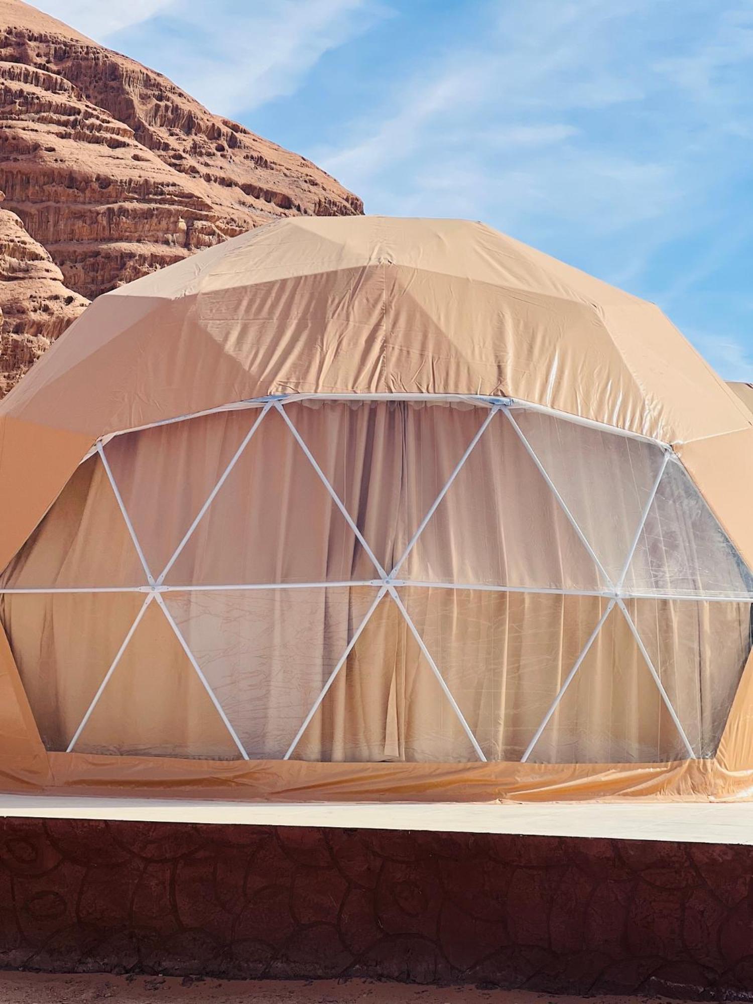Angelina Wadi Rum Camp Bagian luar foto